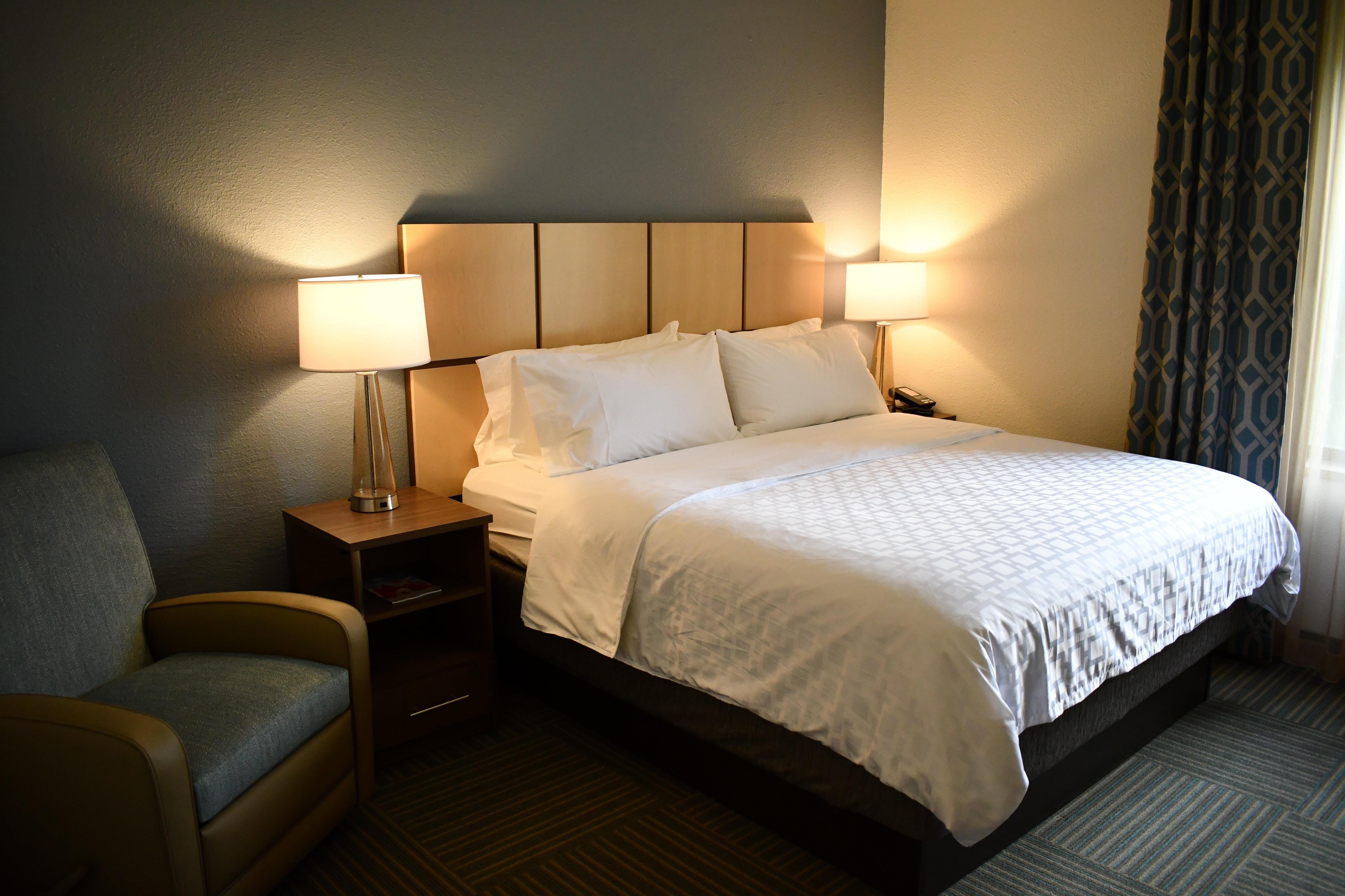Candlewood Suites Grand Rapids Airport By Ihg Cascade Exterior photo
