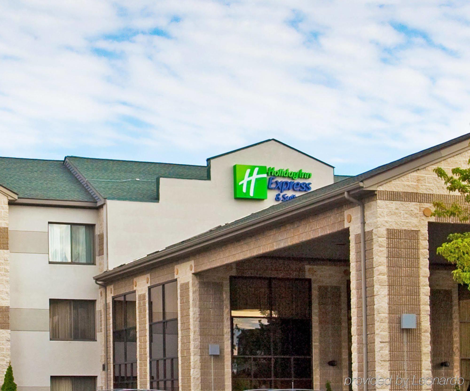 Candlewood Suites Grand Rapids Airport, An Ihg Hotel Cascade Exterior photo